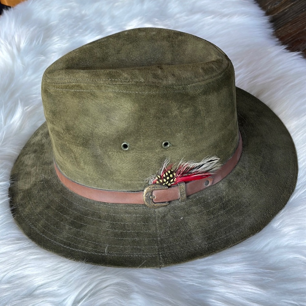 Aureus suede Expedition hat EUC size XL‎